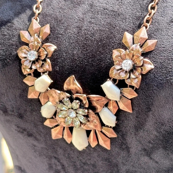 Copper Cream Long or Short Floral Statement Necklace Premier Designs Well Spent - Picture 4 of 11